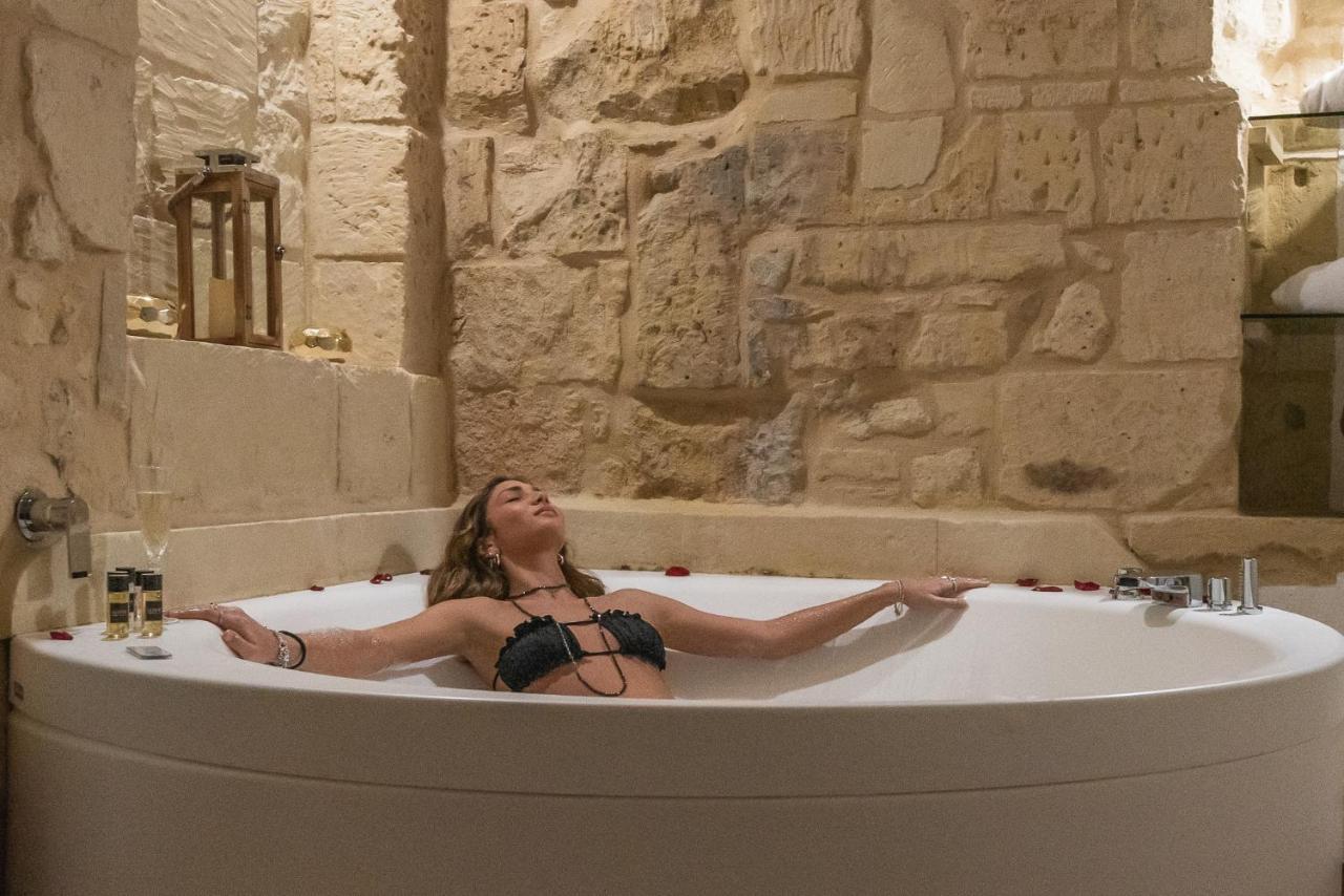 Le Nicchie Luxury Rooms Λέτσε Εξωτερικό φωτογραφία