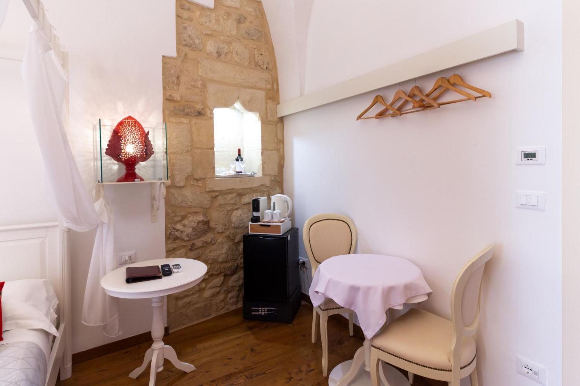 Le Nicchie Luxury Rooms Λέτσε Δωμάτιο φωτογραφία