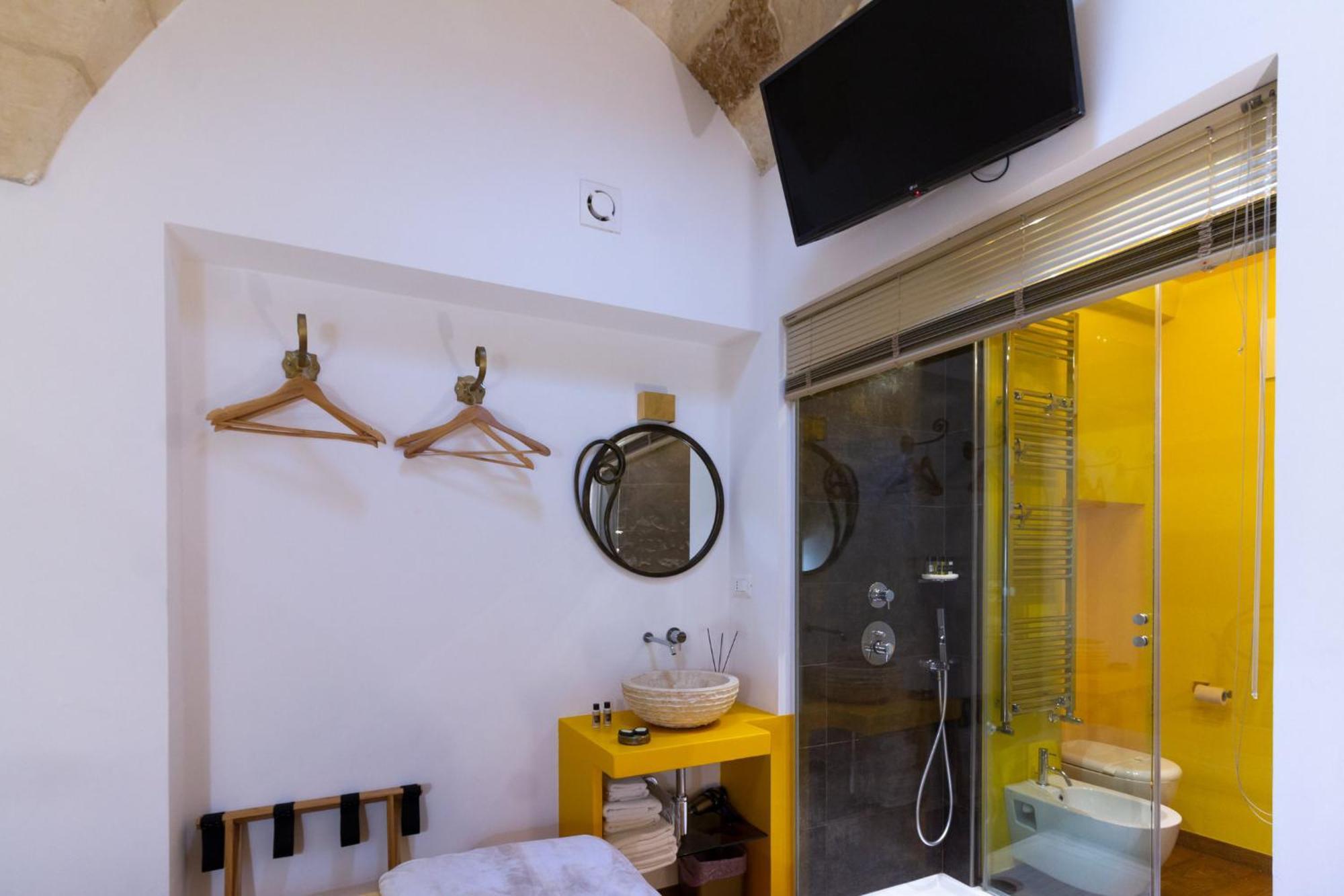 Le Nicchie Luxury Rooms Λέτσε Δωμάτιο φωτογραφία