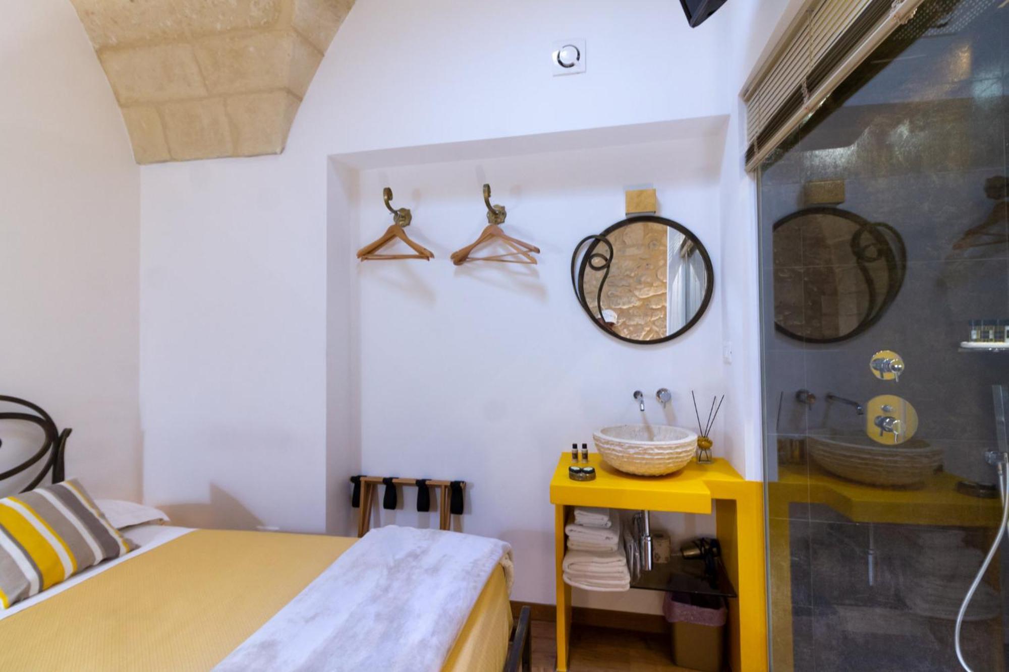 Le Nicchie Luxury Rooms Λέτσε Δωμάτιο φωτογραφία